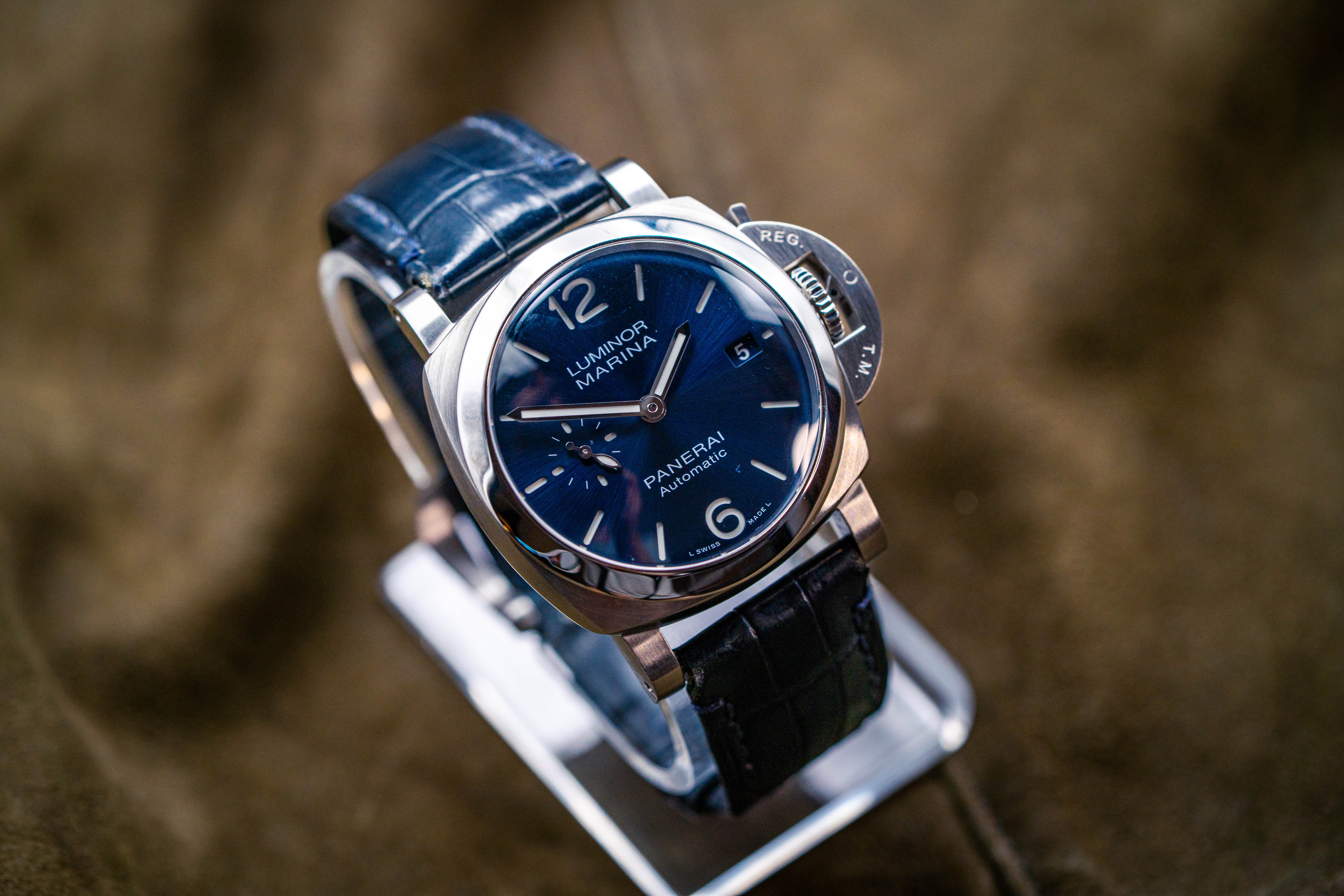 Panerai Panerai Luminor Quaranta — detail 2