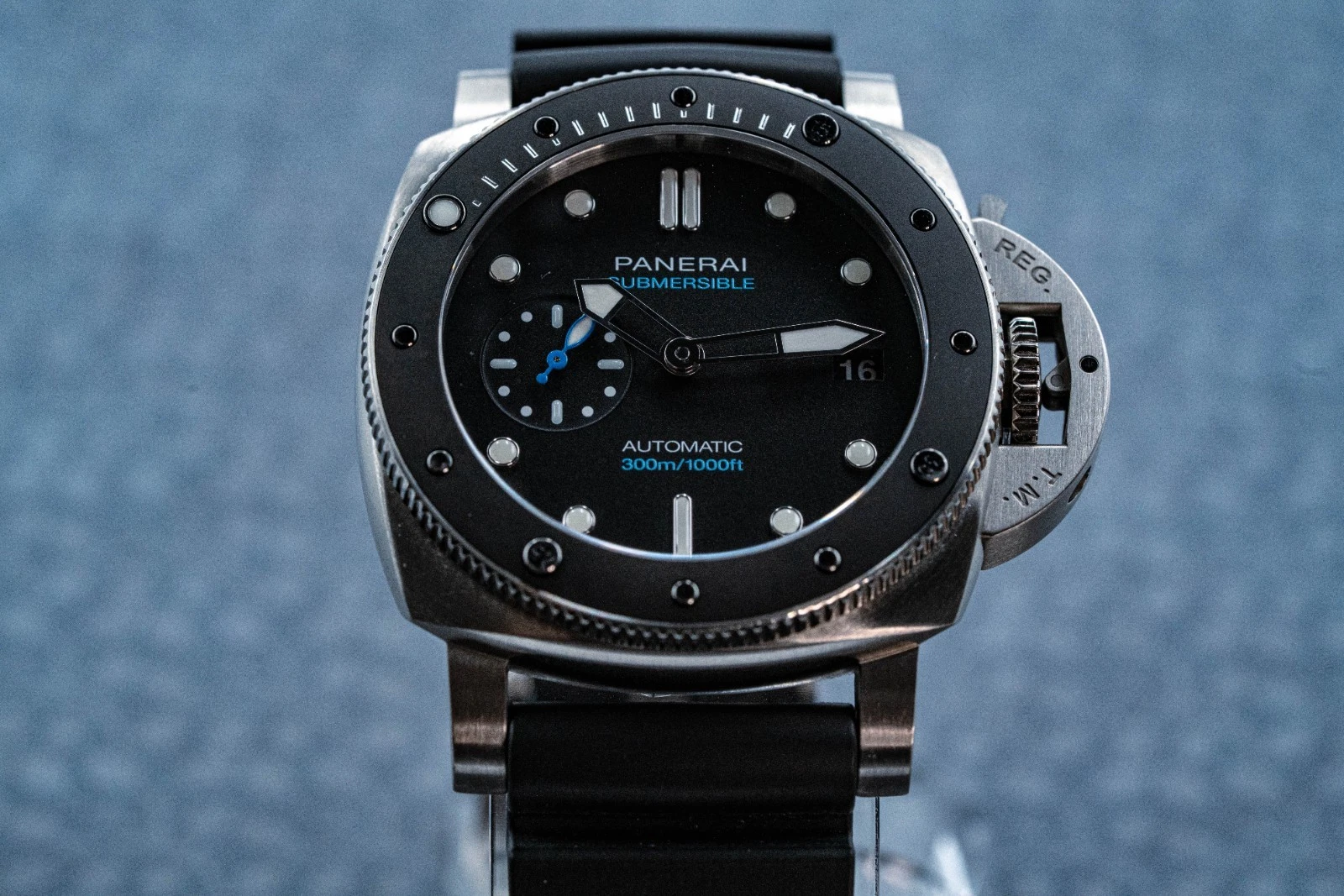 Panerai Submersible — detail 2
