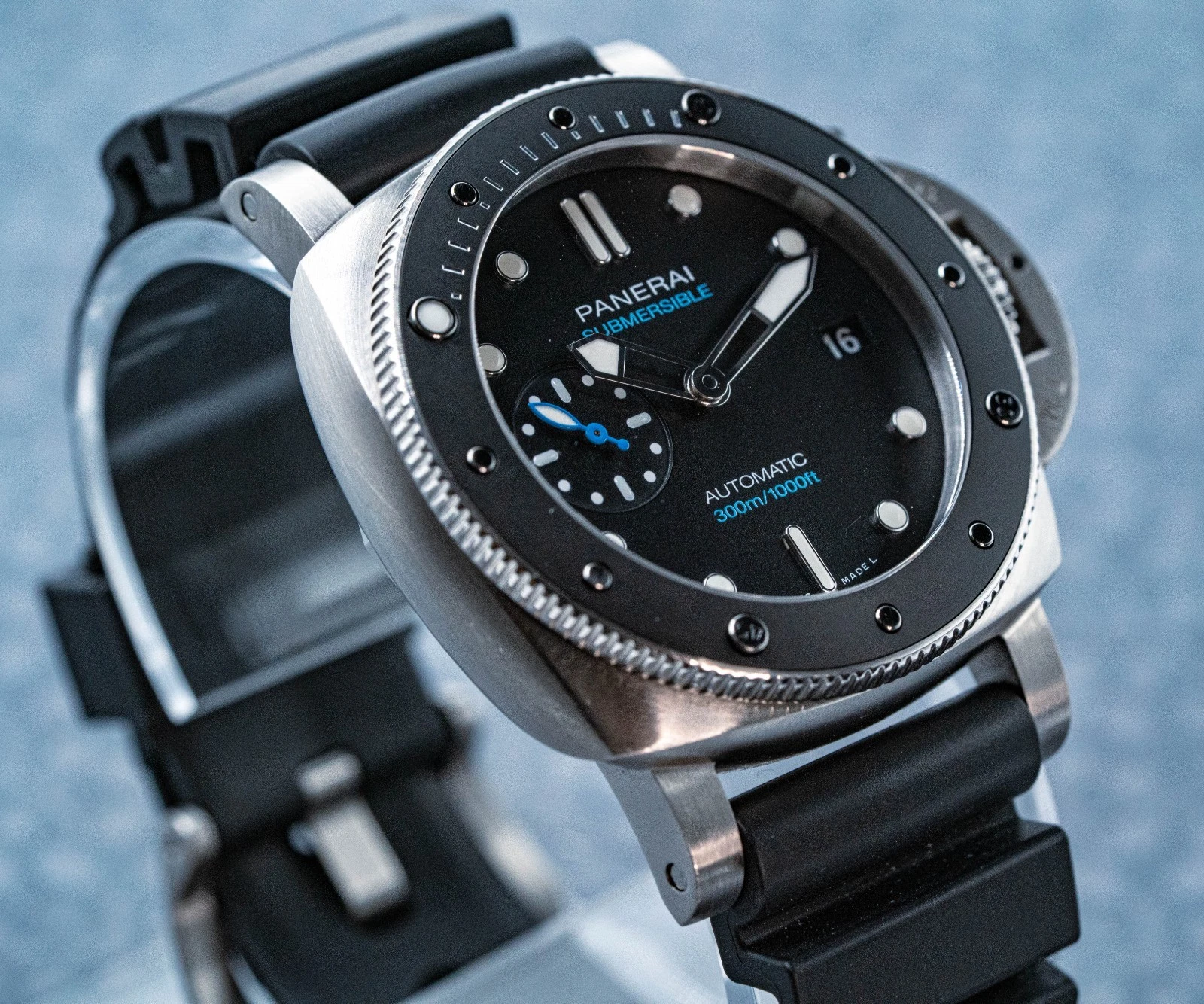 Panerai Submersible — detail 4