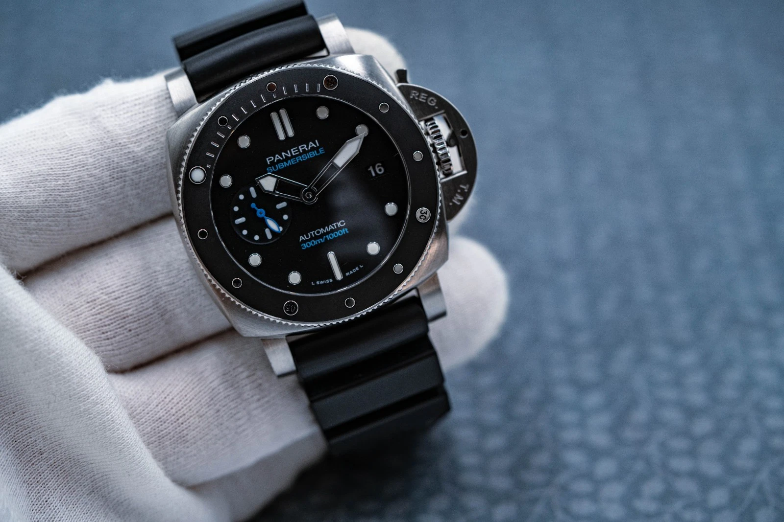 Panerai Submersible — detail 6